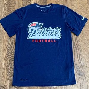 🍁Nike Patriots Tee